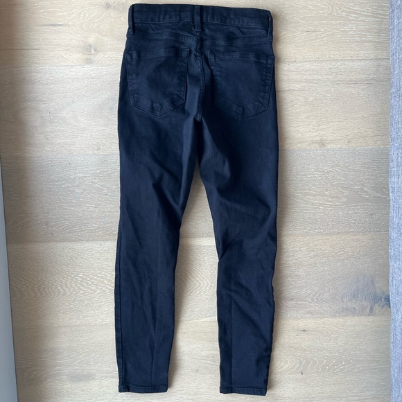 Topshop Jamie Jeans in Black - Picture 2 of 5